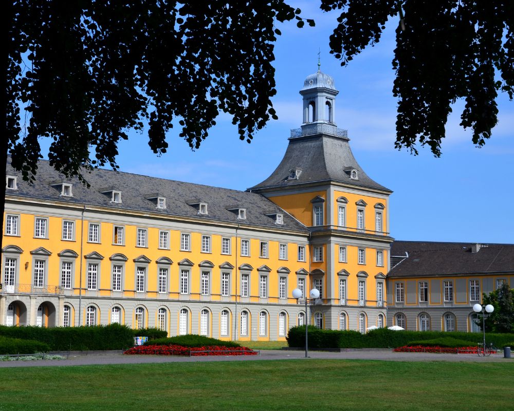 Universität Bonn - Learn German - magicGerman